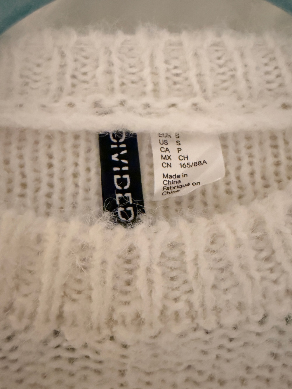 H&M Cream Cable-Knit Ruffle Sweater - Picture 4 of 4